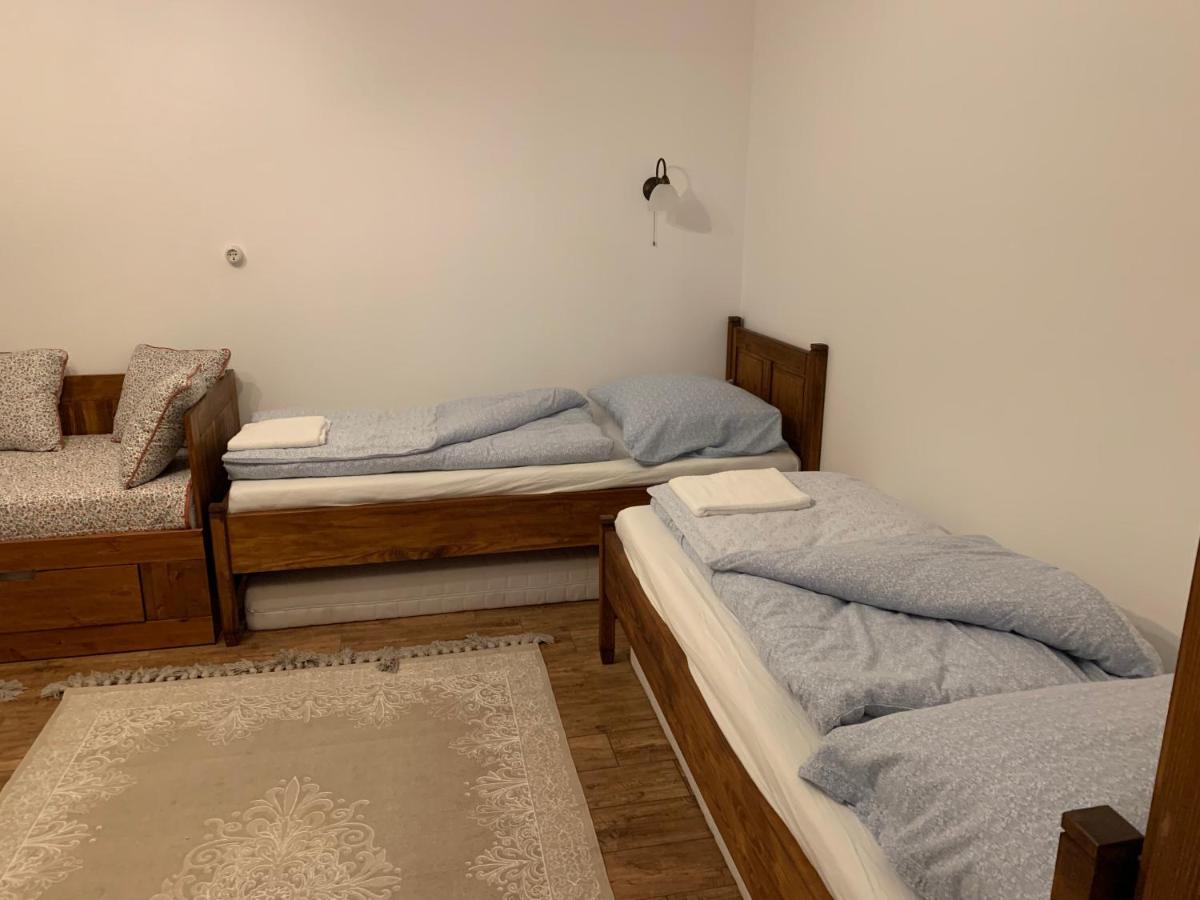 Szazesztendos Reveszhaz Apartman Szigetmonostor Exterior photo